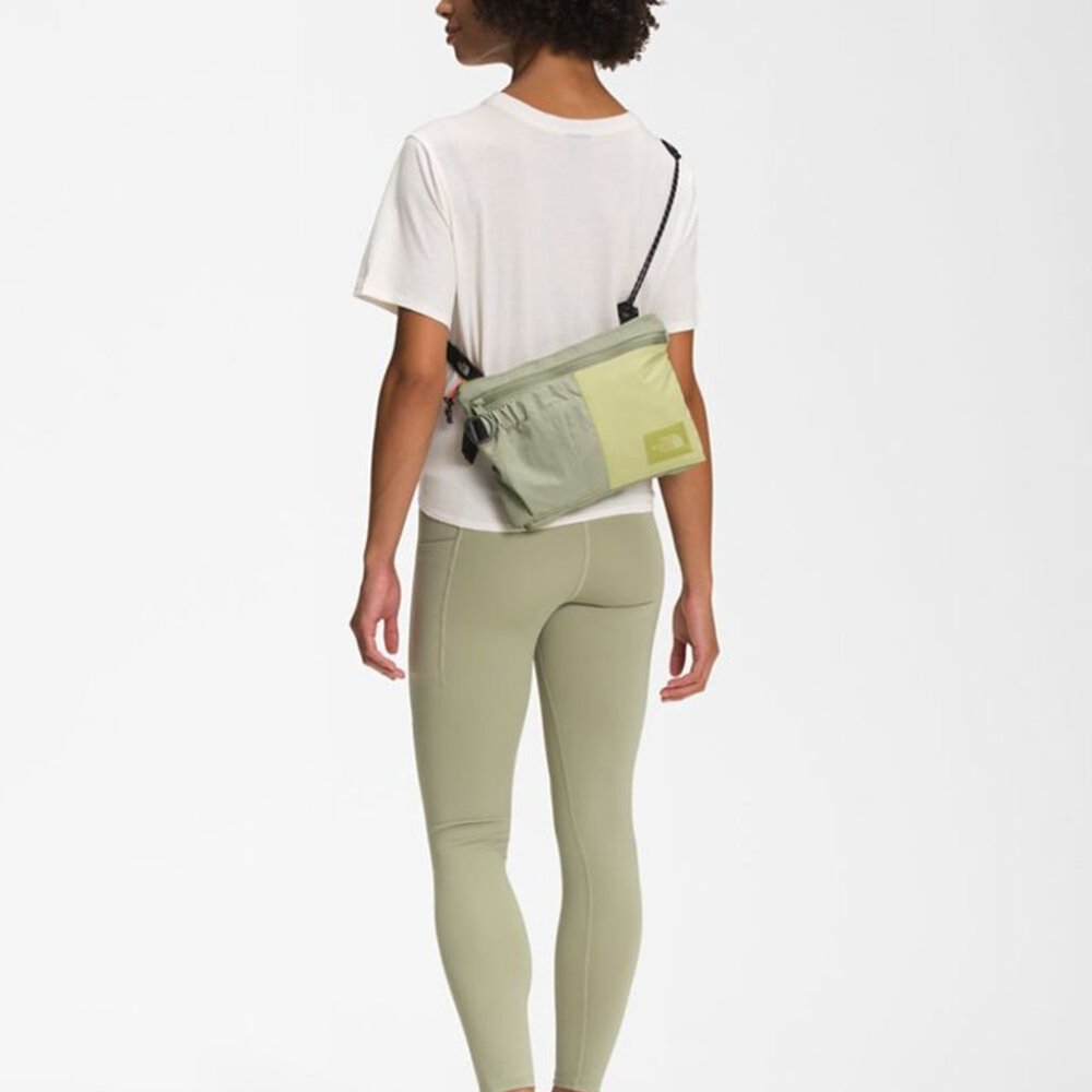 THE NORTH FACE Mountain Crossbody Bag TeaGreen - New With Tags - Picture 7 of 7